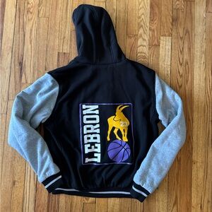 LeBron James 23 Zipper Lined Hoodie LA Lakers Size XL